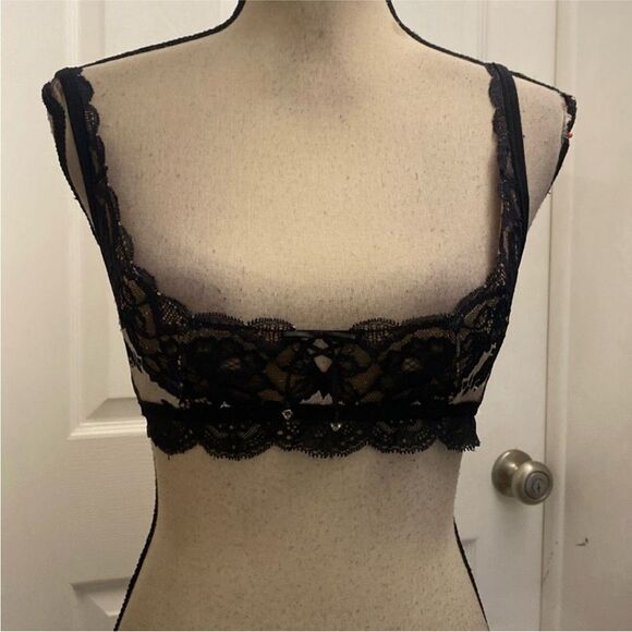 Victoria’s Secret Elegant Lace Bralette Set  2 pc - Picture 2 of 6